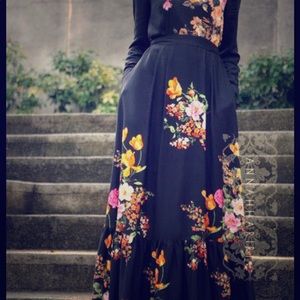 Anna Hariri black floral dress Abaya maxi flowy